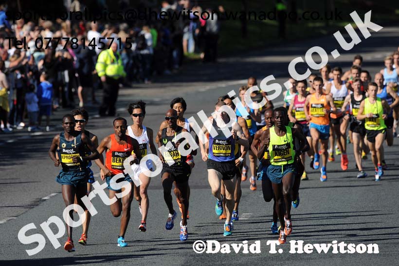 Soon after the start of the mens 2014 BUPA Great North Run. Photo: David T. Hewitson/Sports for All Pics